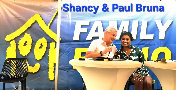 Sfeerfoto van een optreden van Shancy